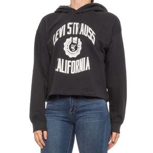 Levi’s cropped black hoodie, brand new!